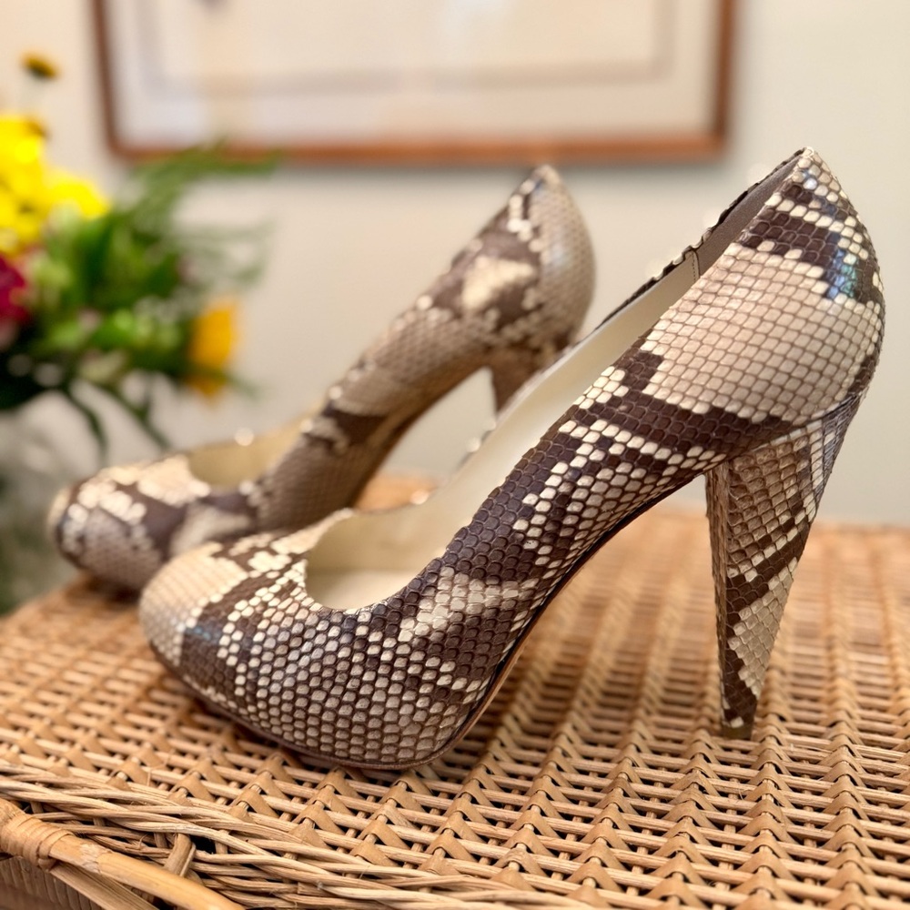 Bally genuine natural python snakeskin pumps - image 4